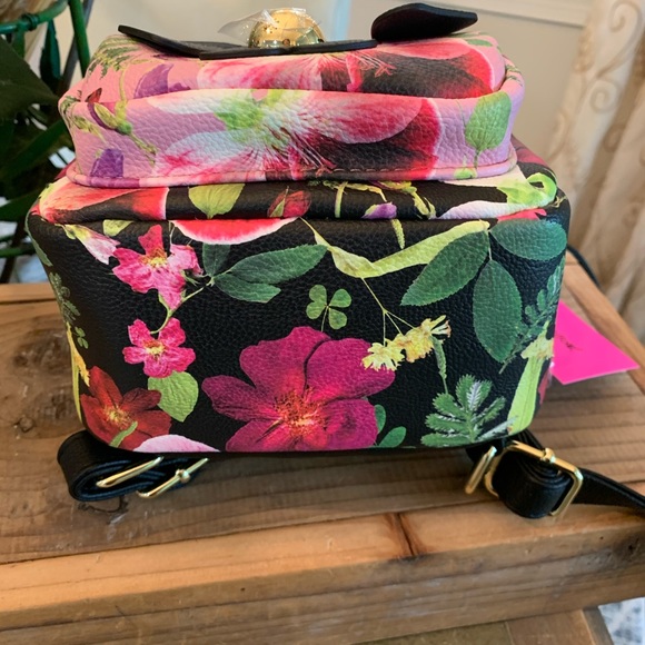 BETSEY JOHNSON DK FLORAL PUPPY MINI BACKPACK